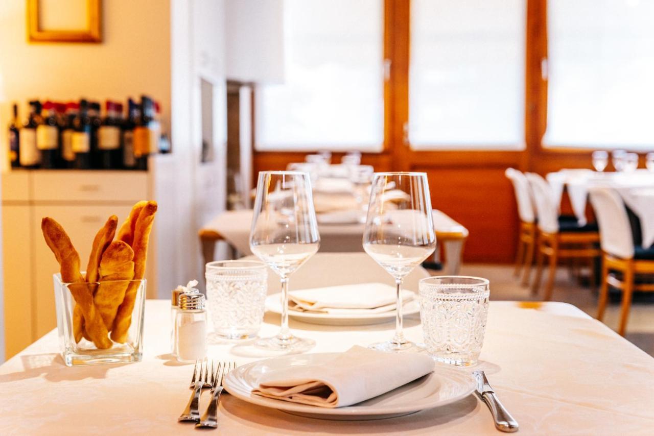 Albergo Sorriso Boario Terme エクステリア 写真