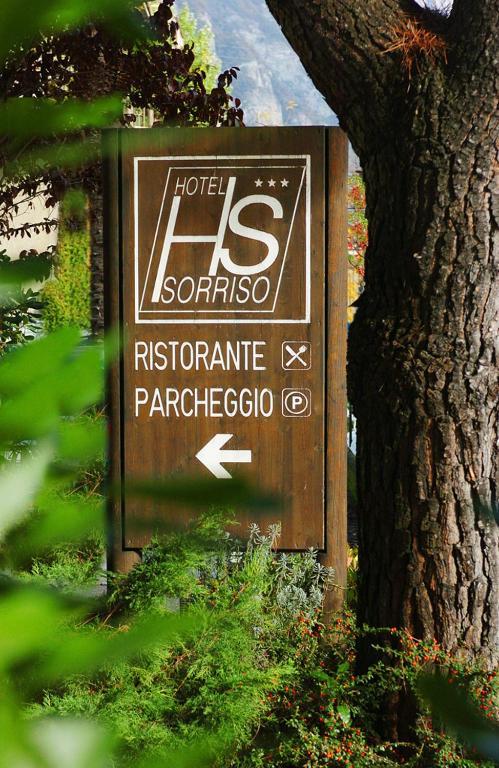 Albergo Sorriso Boario Terme エクステリア 写真